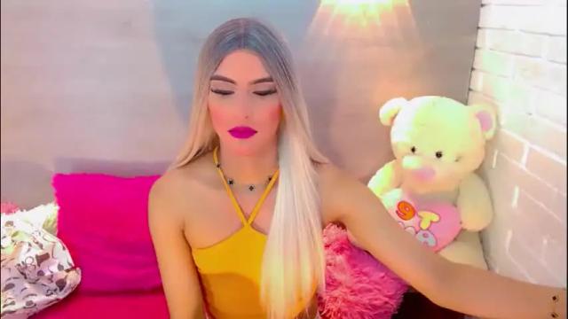 Image 3 of britney_ortega Stream on Chaturbate on 1 month ago