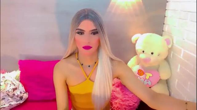 Image 4 of britney_ortega Stream on Chaturbate on 1 month ago