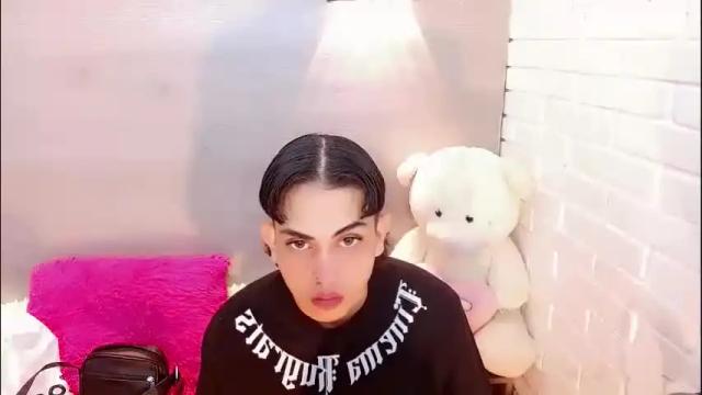 Image 2 of britney_ortega Stream on Chaturbate on 11 days ago