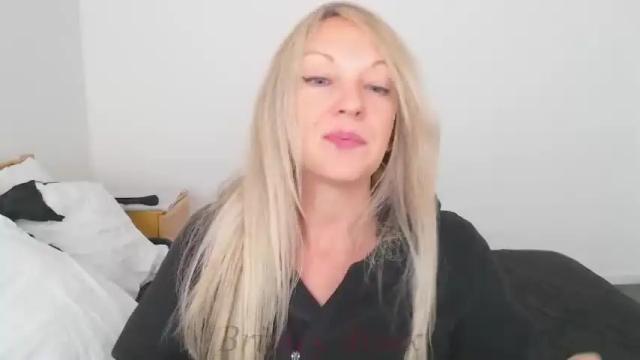 Image 2 of britneybrink Stream on Chaturbate on 24 months ago