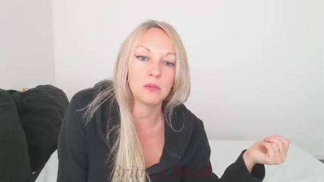 Image 3 of britneybrink Stream on Chaturbate on 18 months ago