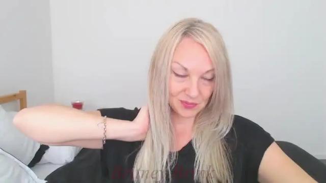 Image 2 of britneybrink Stream on Chaturbate on 23 months ago