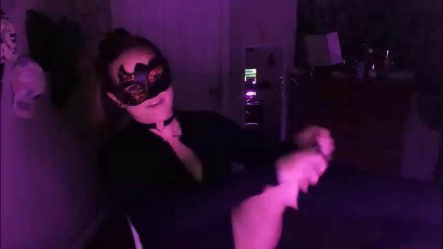 Image 11 of britneybuckly Stream on Chaturbate on 2 days ago