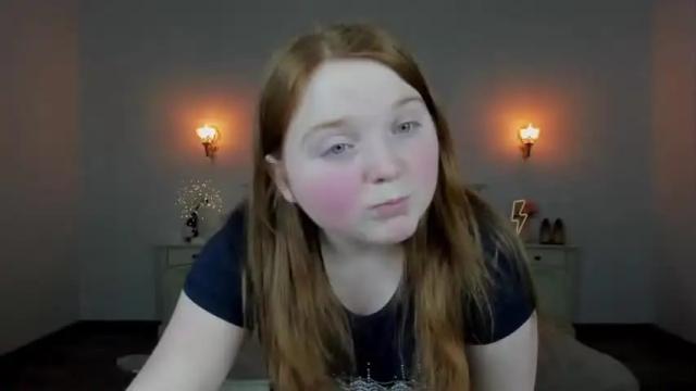 Image 10 of britneylugg Stream on Chaturbate on 12 months ago