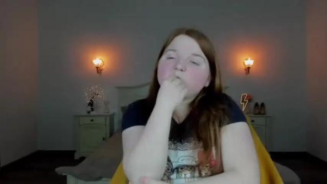 Image 7 of britneylugg Stream on Chaturbate on 12 months ago