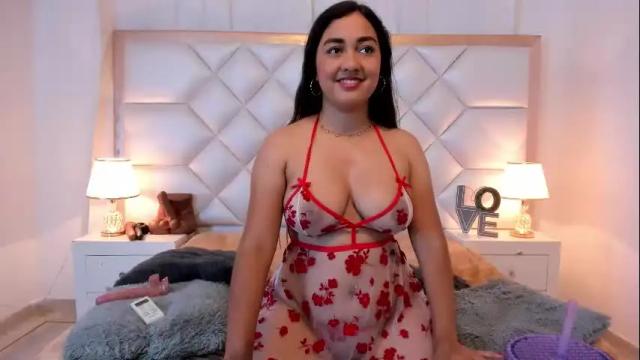 Image 4 of brittany069 Stream on Chaturbate on 25 days ago
