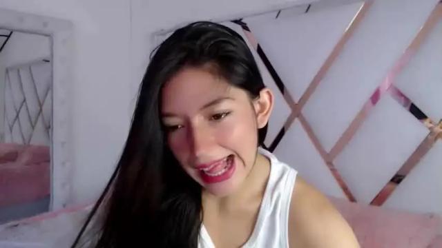 Image 2 of brittany__taylor_ Stream on Chaturbate on 21 months ago