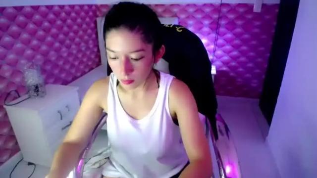 Image 6 of brittany__taylor_ Stream on Chaturbate on 20 months ago