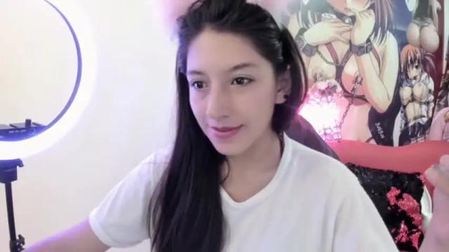 Image 12 of brittany__taylor_ Stream on Chaturbate on 20 months ago