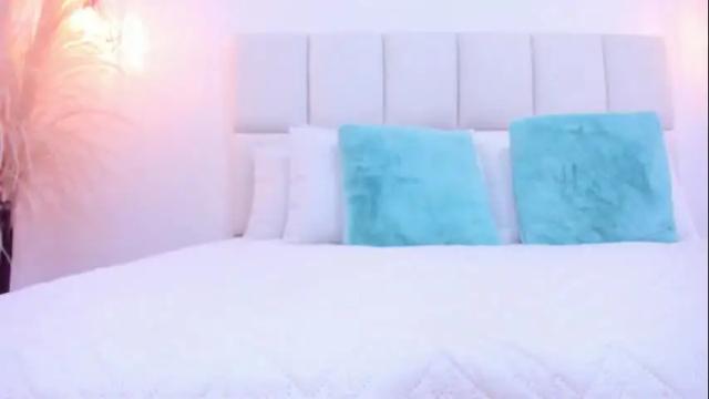 Image 2 of brittany_cute18 Stream on Chaturbate on 1 month ago