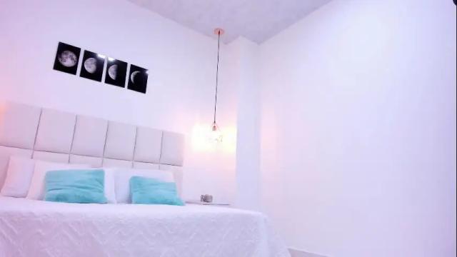 Image 2 of brittany_cute18 Stream on Chaturbate on 1 month ago