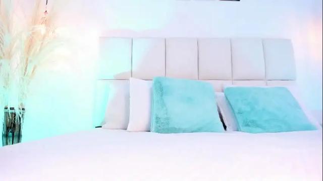 Image 4 of brittany_cute18 Stream on Chaturbate on 1 month ago