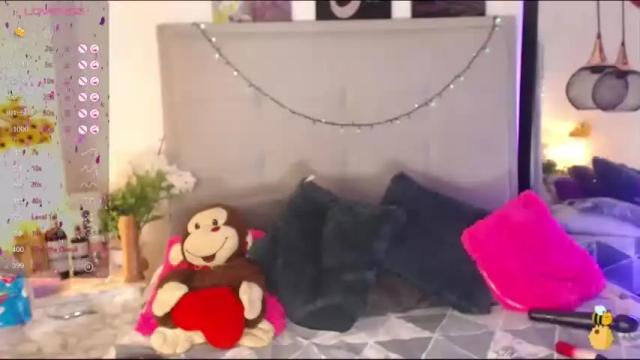 Image 4 of brittanyjhonnns Stream on Chaturbate on 13 months ago
