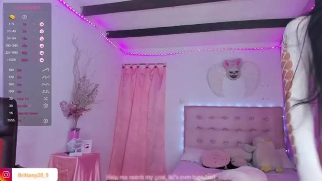 Image 7 of brittanywilliams_x Stream on Chaturbate on 15 months ago