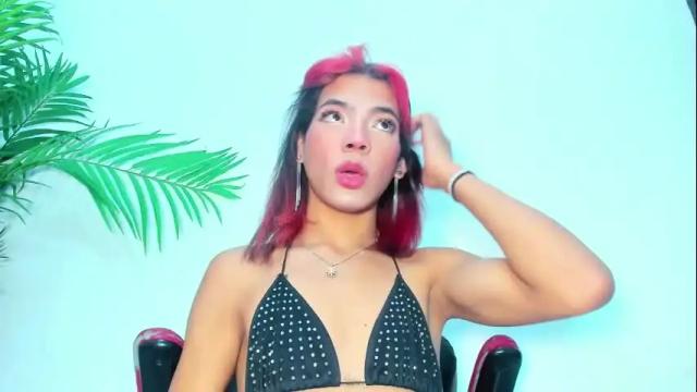 Image 10 of briyit_doll Stream on Chaturbate on 14 days ago