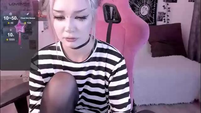 Image 11 of broodmommyy3 Stream on Chaturbate on 27 days ago