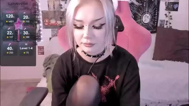 Image 10 of broodmommyy3 Stream on Chaturbate on 23 days ago