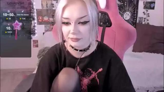 Image 11 of broodmommyy3 Stream on Chaturbate on 23 days ago