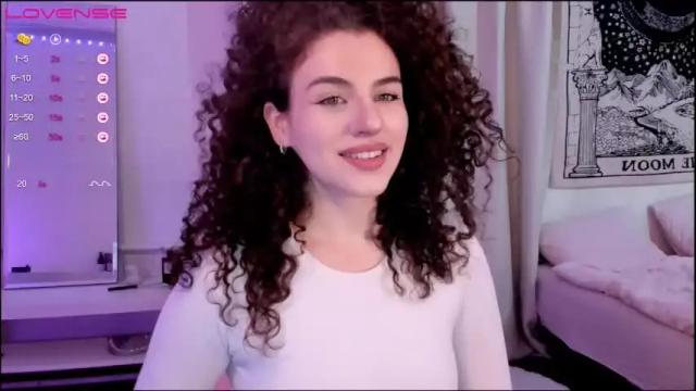 Image 10 of brookchills Stream on Chaturbate on 2 months ago