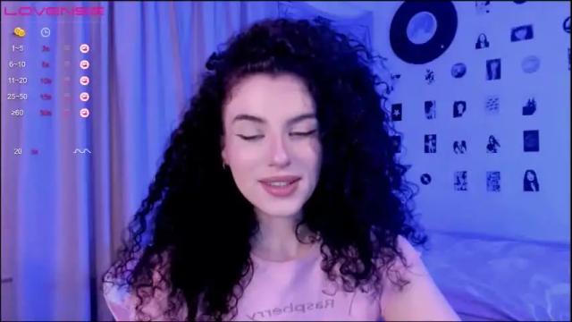 Image 3 of brookchills Stream on Chaturbate on 1 month ago