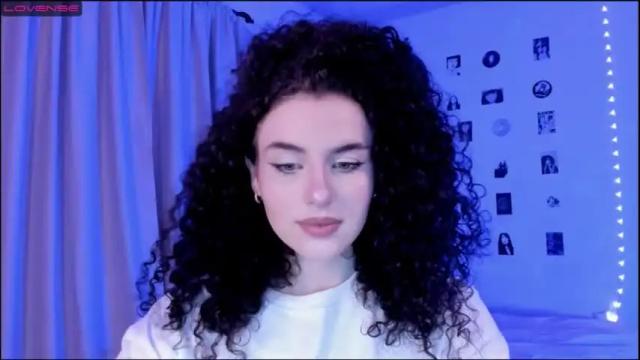 Image 11 of brookchills Stream on Chaturbate on 25 days ago