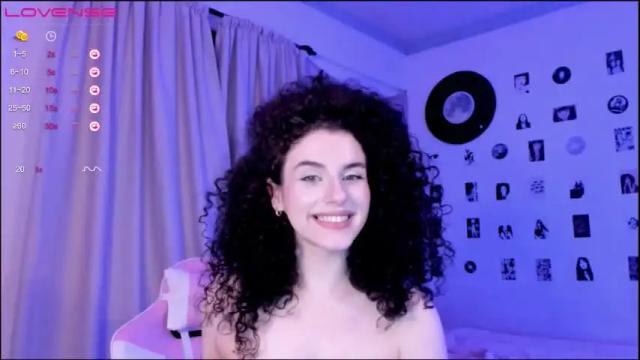 Image 12 of brookchills Stream on Chaturbate on 26 days ago