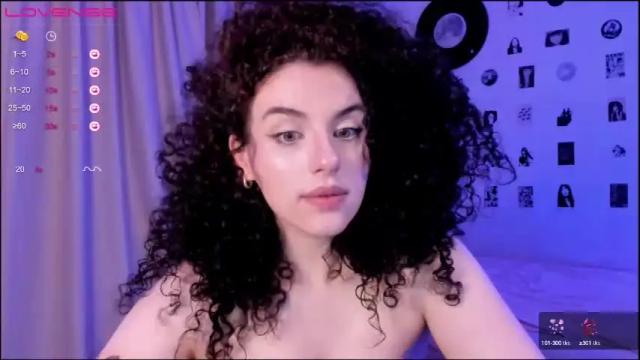 Image 6 of brookchills Stream on Chaturbate on 26 days ago
