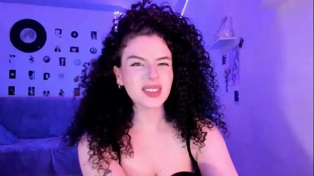 Image 3 of brookchills Stream on Chaturbate on 7 days ago