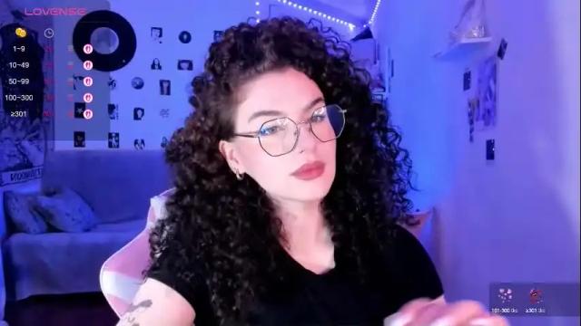 Image 3 of brookchills Stream on Chaturbate on 5 days ago