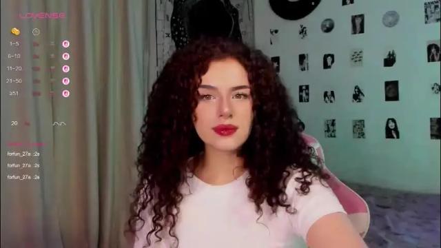 Image 3 of brookchills Stream on Chaturbate on 4 months ago