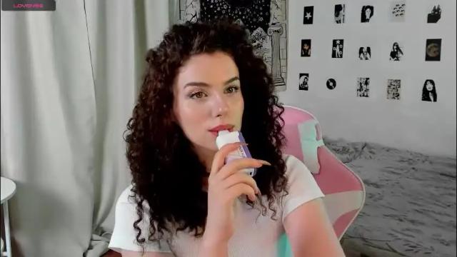 Image 10 of brookchills Stream on Chaturbate on 4 months ago