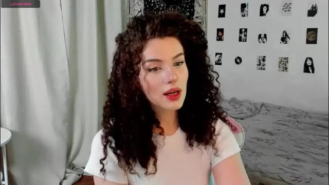 Image 2 of brookchills Stream on Chaturbate on 4 months ago