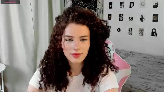 Image 3 of brookchills Stream on Chaturbate on 4 months ago