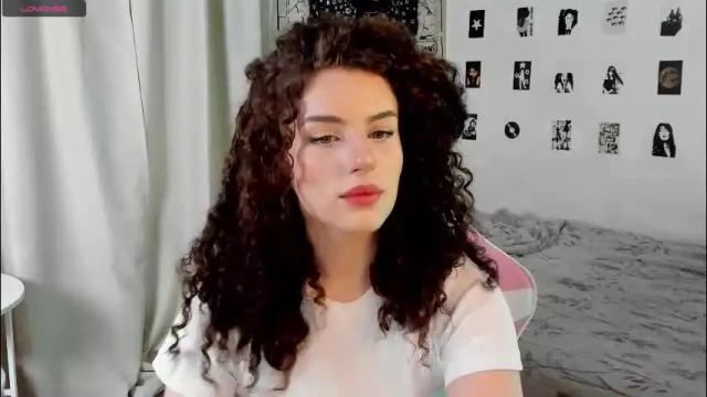 Image 4 of brookchills Stream on Chaturbate on 4 months ago