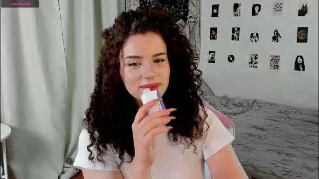 Image 6 of brookchills Stream on Chaturbate on 4 months ago