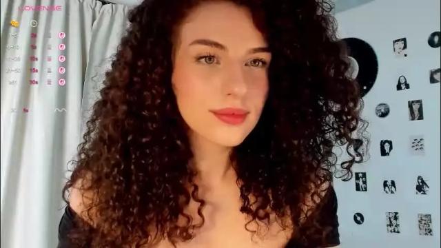 Image 3 of brookchills Stream on Chaturbate on 4 months ago