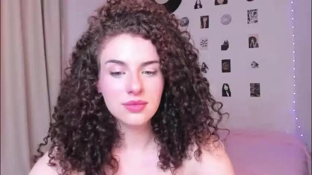 Image 3 of brookchills Stream on Chaturbate on 3 months ago