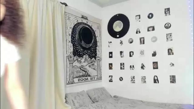 Image 11 of brookchills Stream on Chaturbate on 8 days ago