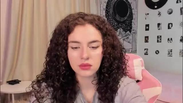 Image 3 of brookchills Stream on Chaturbate on 1 month ago