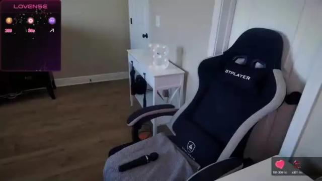Image 2 of brookebee27 Stream on Chaturbate on 1 month ago