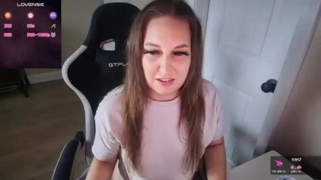 Image 12 of brookebee27 Stream on Chaturbate on 1 day ago