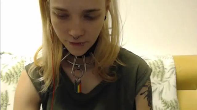 Image 5 of brookewylde_20 Stream on Chaturbate on 14 months ago