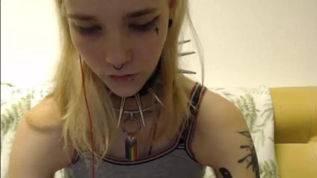 Image 8 of brookewylde_20 Stream on Chaturbate on 14 months ago