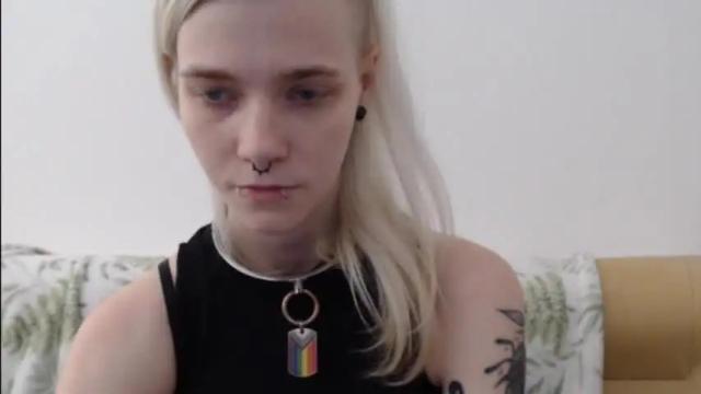 Image 2 of brookewylde_20 Stream on Chaturbate on 11 months ago