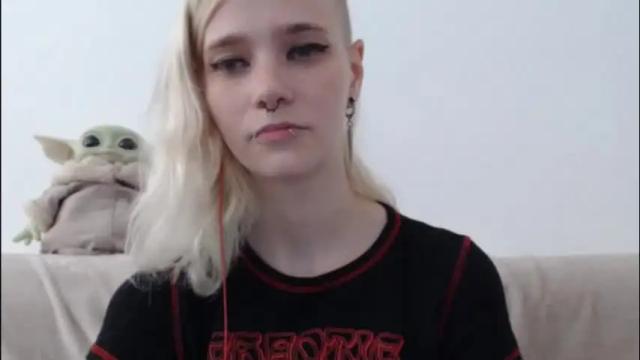 Image 3 of brookewylde_20 Stream on Chaturbate on 18 days ago