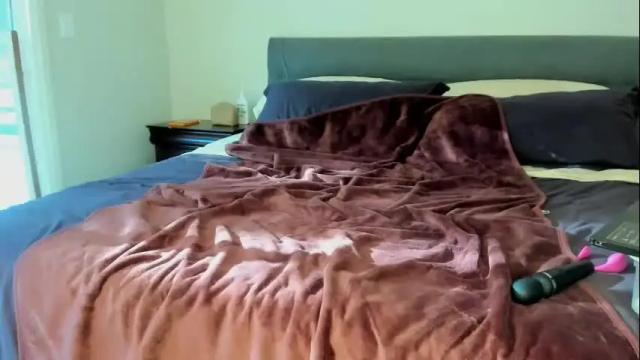 Image 4 of brooklyn_shai Stream on Chaturbate on 26 days ago