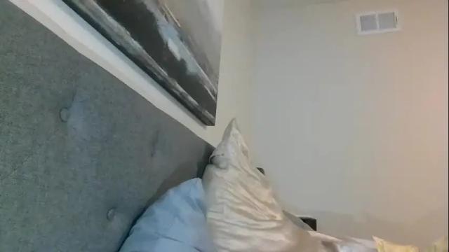 Image 2 of brooklyninfinity Stream on Chaturbate on 3 months ago