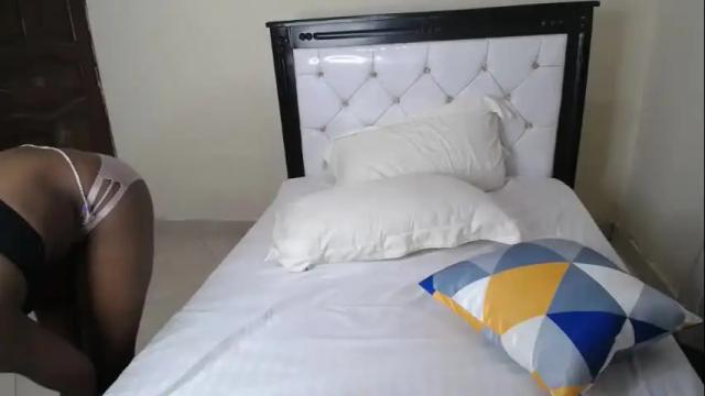 Image 2 of brownebony4 Stream on Chaturbate on 1 month ago