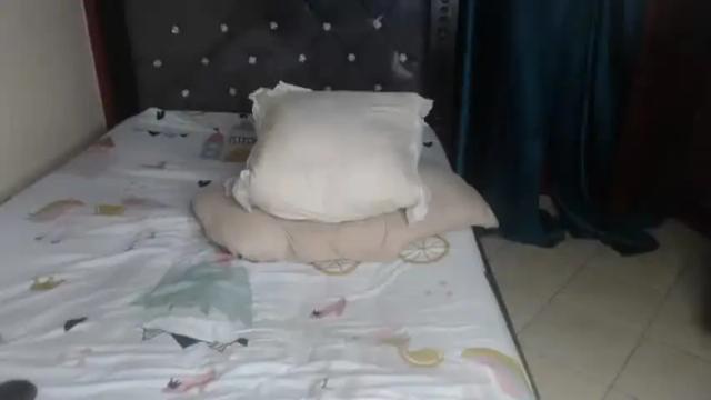 Image 4 of brownebony4 Stream on Chaturbate on 2 days ago