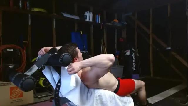 Image 12 of browneyedmuscleboy32 Stream on Chaturbate on 21 months ago